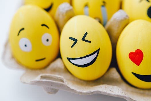 ¿Cómo influyen los emoticonos en la comunicación digital?