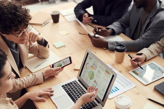 ¿Qué elementos debe incluir un plan de recursos humanos?