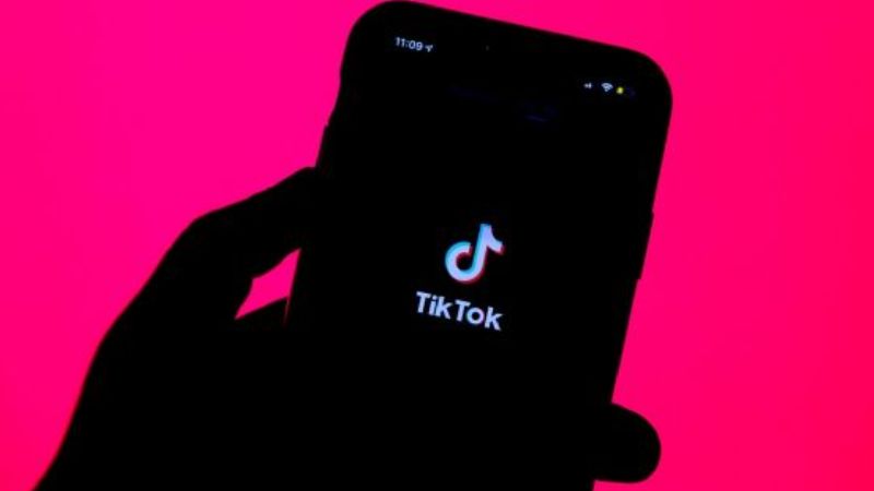 ¿Cómo agregar texto a un video en TikTok?