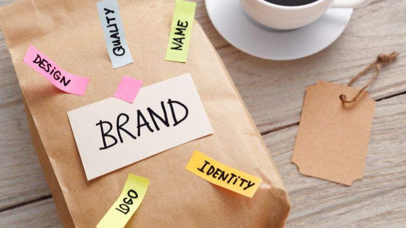 ¿Cuál es la diferencia entre branding y brand marketing?