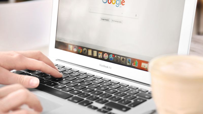 ¿Qué recursos ofrece Google Search Central para webmasters?